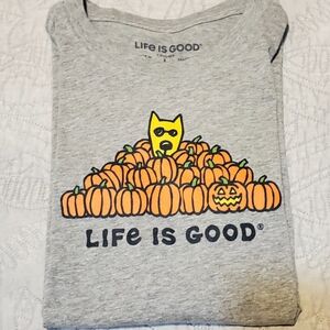 LIFE IS GOOD Crusher Tee Gray Dog Tee W Pumpkins, Size L ladies, Excellent
